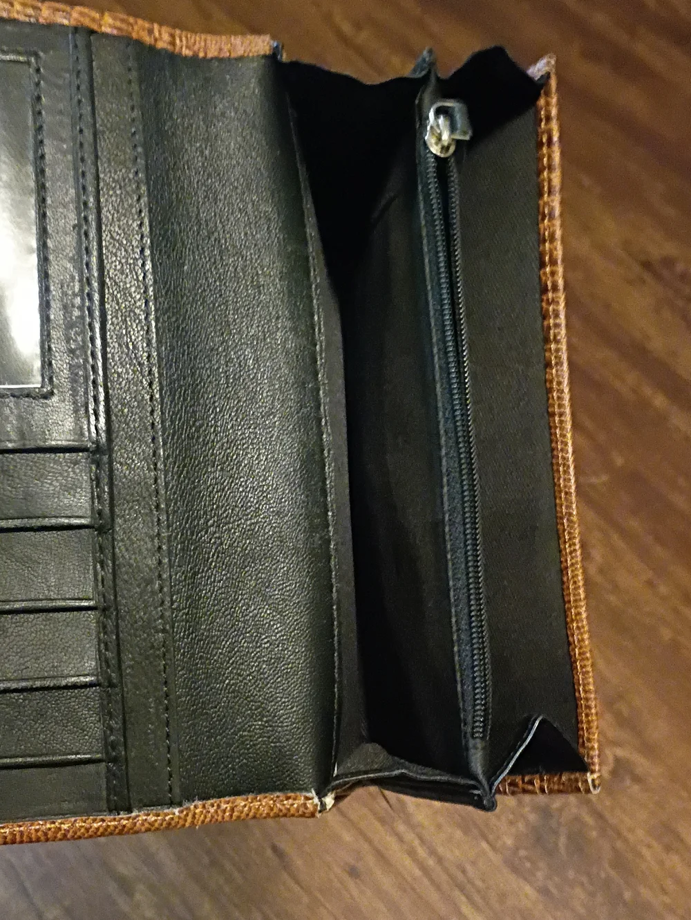 Textured Brown Women's Genuine Leather Clutch Wallet Multi Compartment